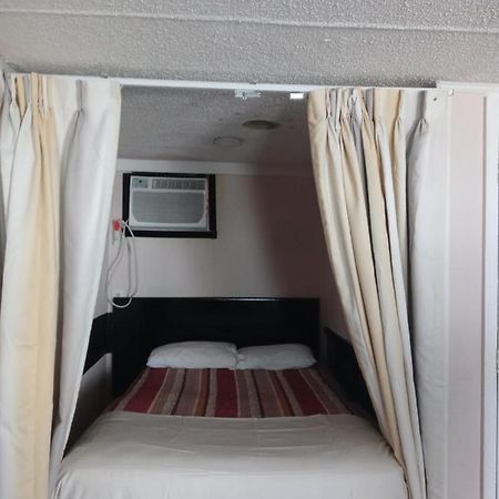 מירטל ביץ' Crepe Myrtle Inn מראה חיצוני תמונה